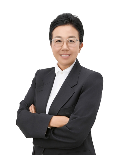 W컨셉, '첫 여성 수장' 이지은 대표 선임 - 뉴스 썸네일 이미지
