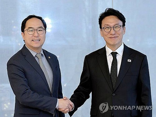 밴스 이어 앤디 김 만난 김 총리...'비자 제도 개선' 당부 - 뉴스 썸네일 이미지