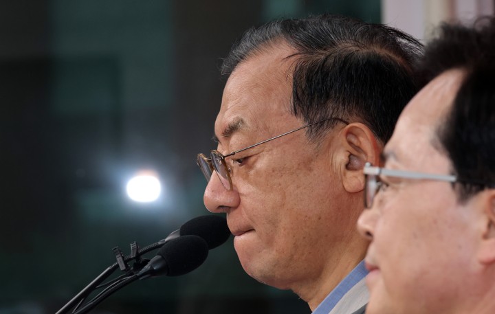 국힘 이정현 공관위 일괄 사퇴…장동혁 