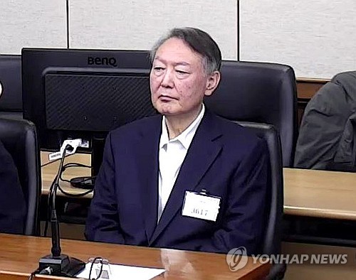 [속보] 특검, '한덕수 재판 위증' 윤석열에 징역 2년 구형