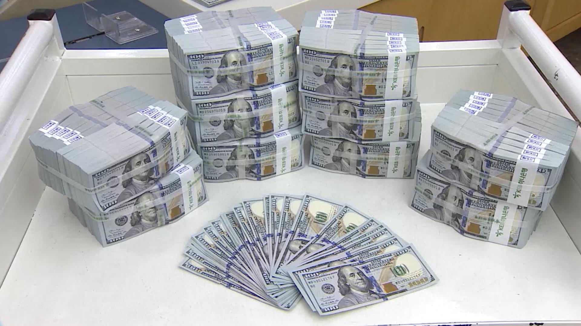 중동 사태에 환율 '출렁'…외환거래 역대 최대